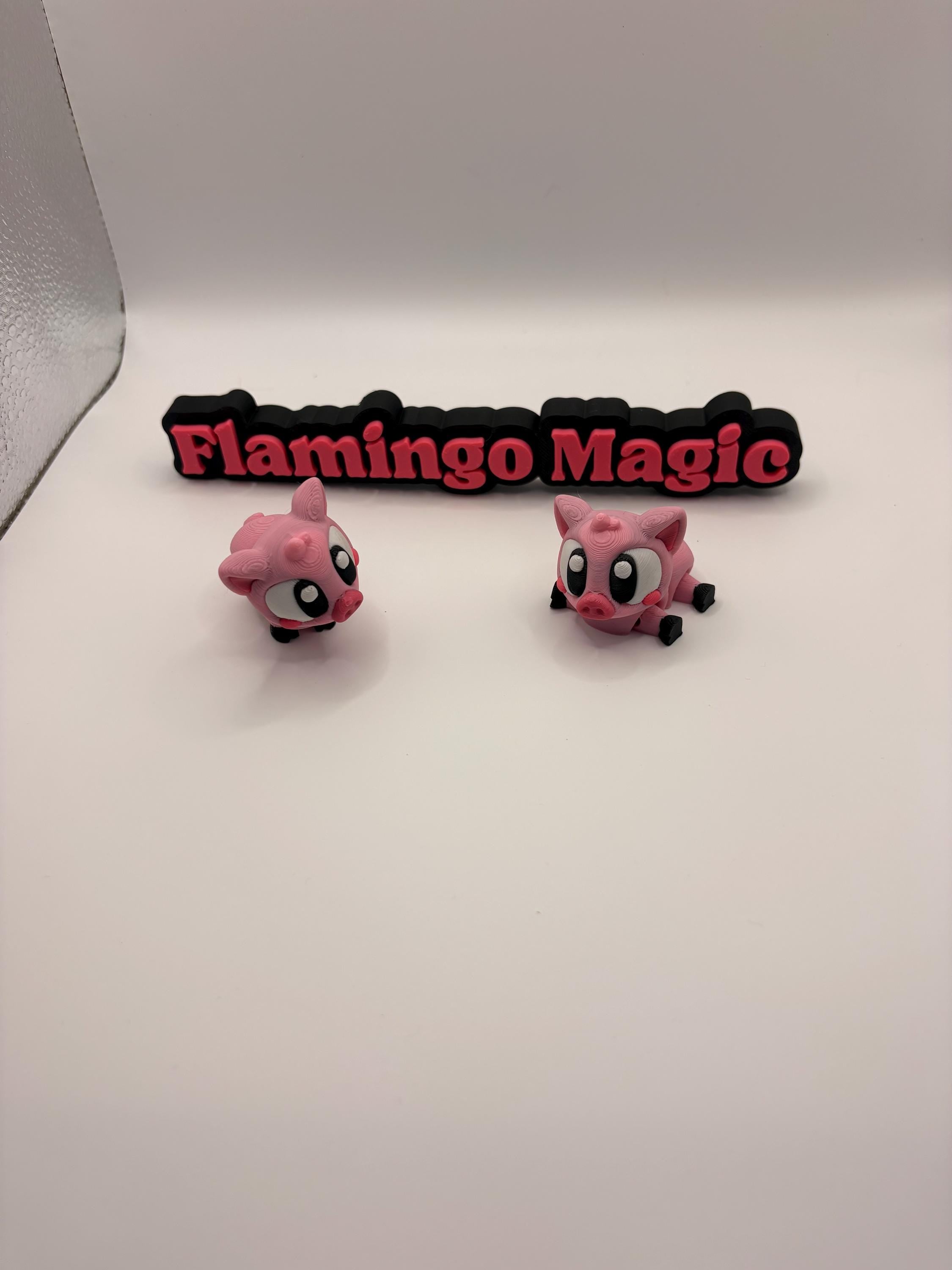 Pig Barn Tank Playset • 3D Printed Mini Farm Scene • Cute Pig Figurines • Tank + 2 Pigs or Pigs Only • Farm Decor Gift